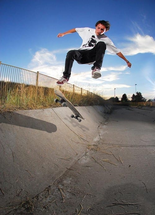 14 Skateboard Tricks For Beginners - Skateboarder