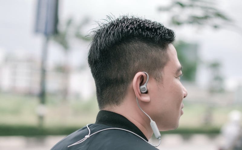 bluetooth wireless earbuds